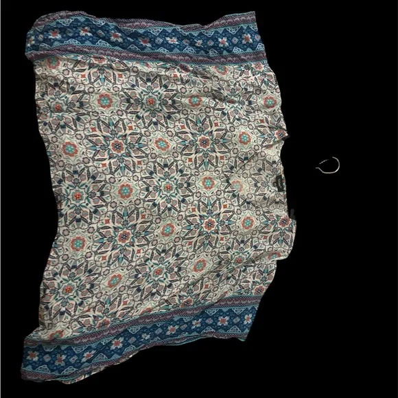 Tolani Multicolor Floral V-Neck Blouse - Picture 3 of 3